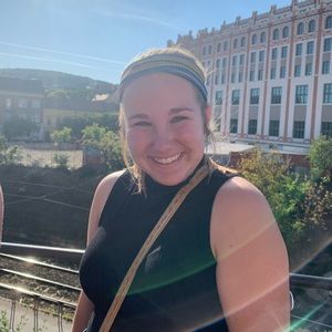 Meet your Posher, Samantha